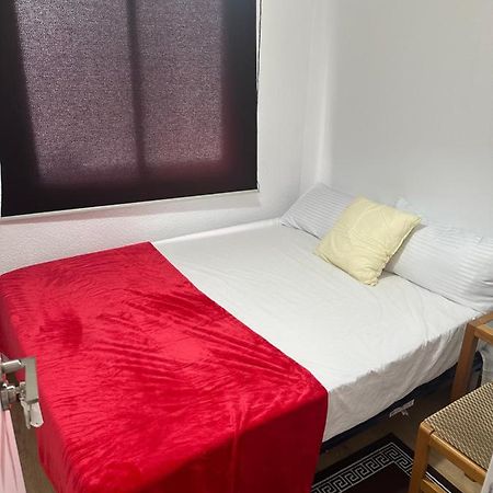 El Gengo Hostel Madrid Exteriér fotografie