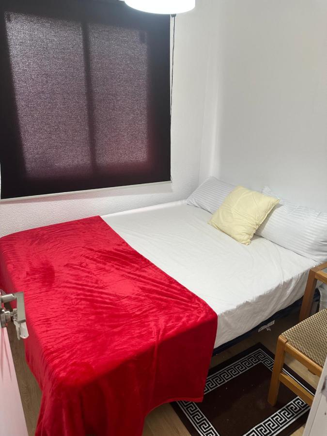 El Gengo Hostel Madrid Exteriér fotografie