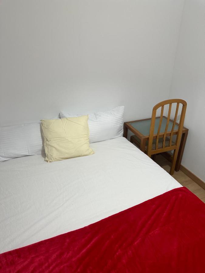 El Gengo Hostel Madrid Exteriér fotografie